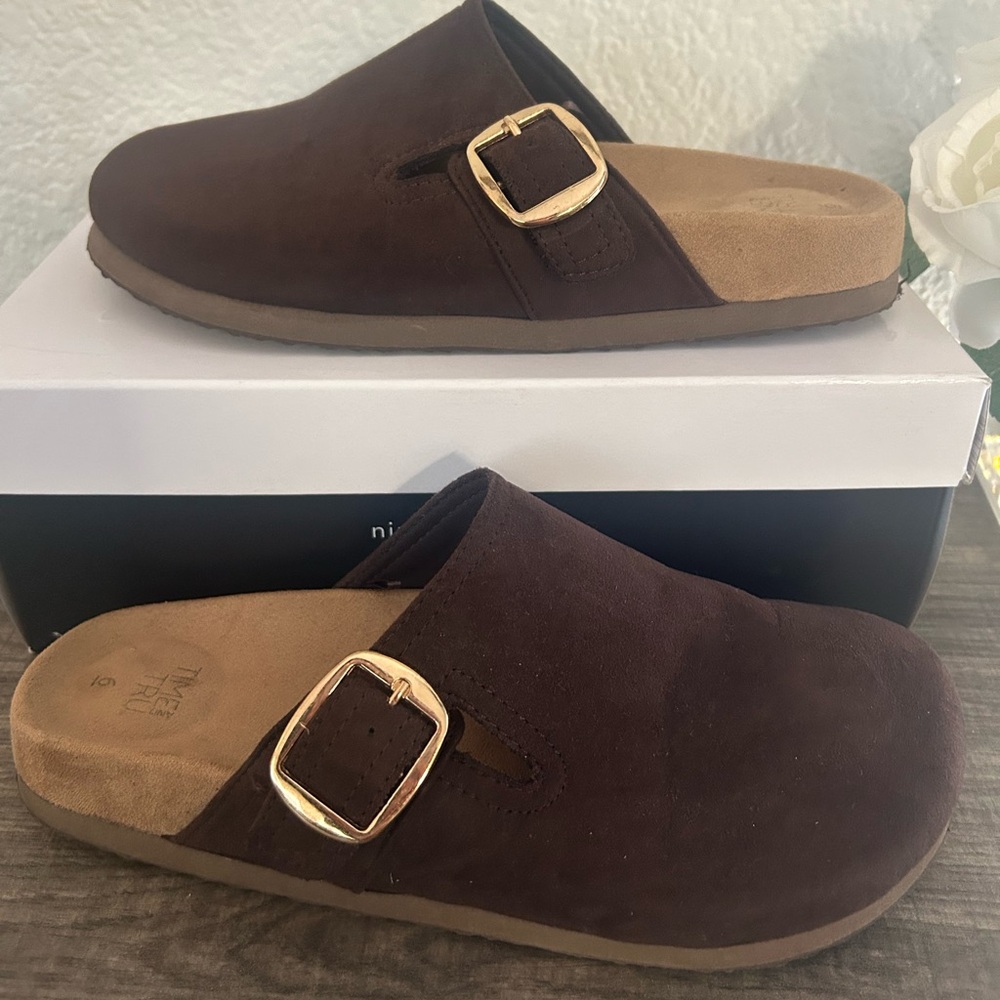 Women’s  Brown Suede Slip-On Shoes